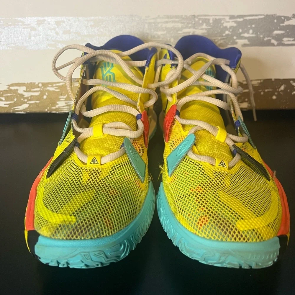 Nike Kyrie “1 World 1 People”